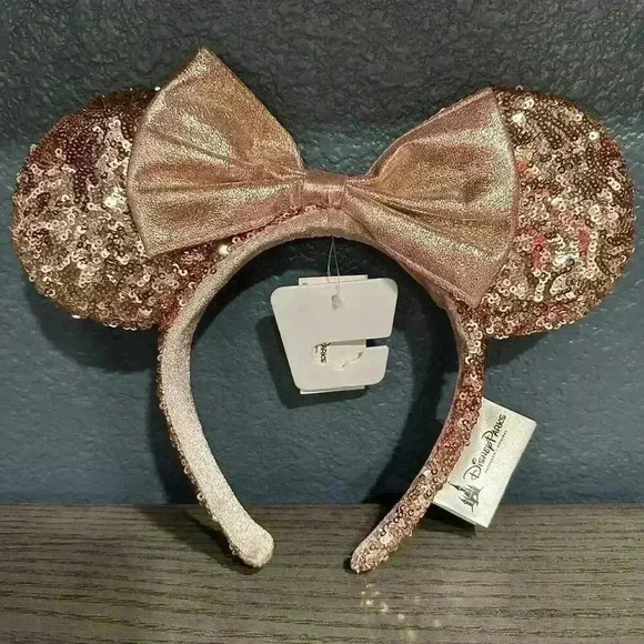 NWT Disney Parks Rose Gold Sequined Minnie Ears Headband Adult Original 2017 HTF - Picture 1 of 2